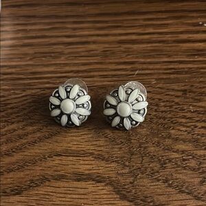 Floral Stud Earrings in Black and White